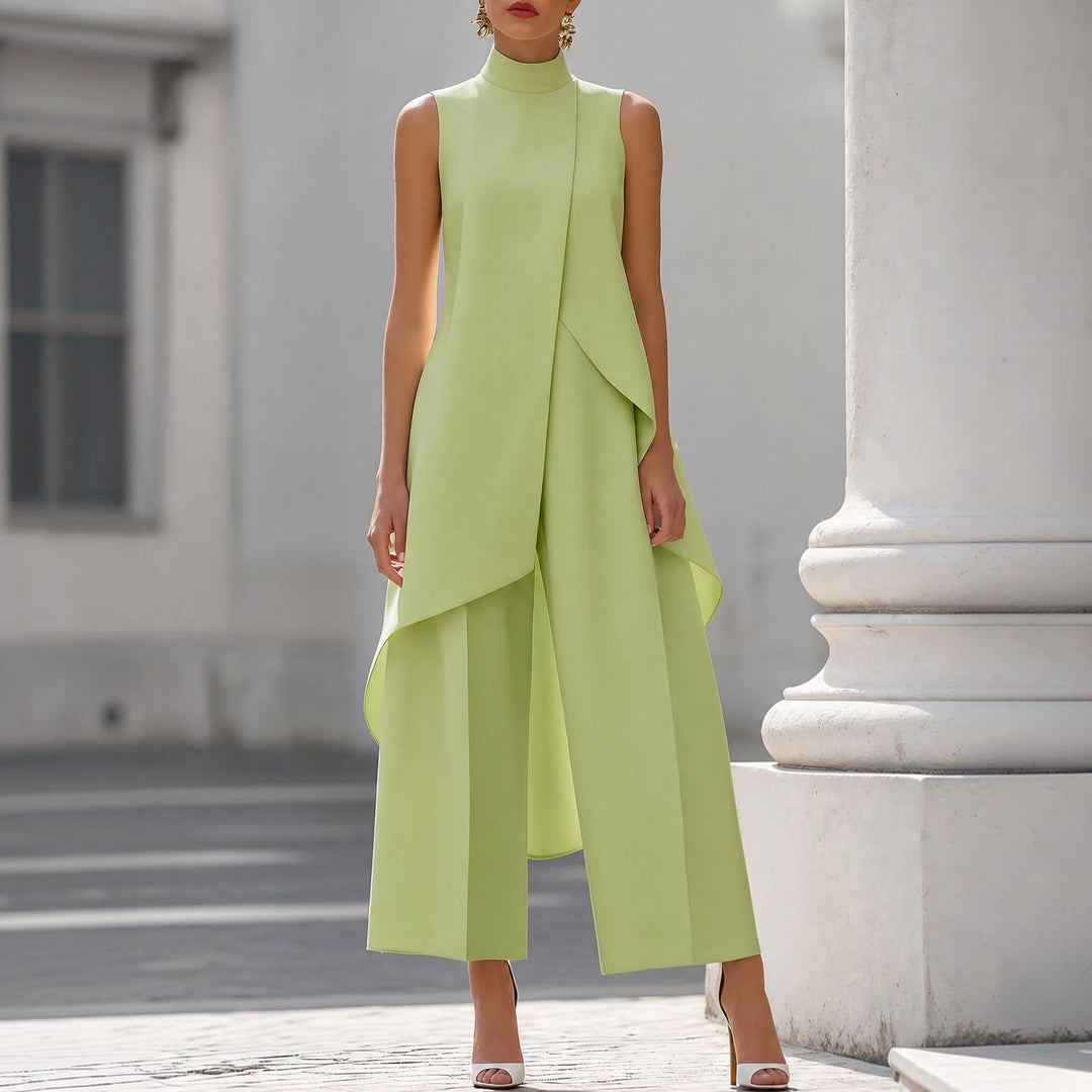 Valentina™ Mono elegante con cuerpo de cuello alto drapeado