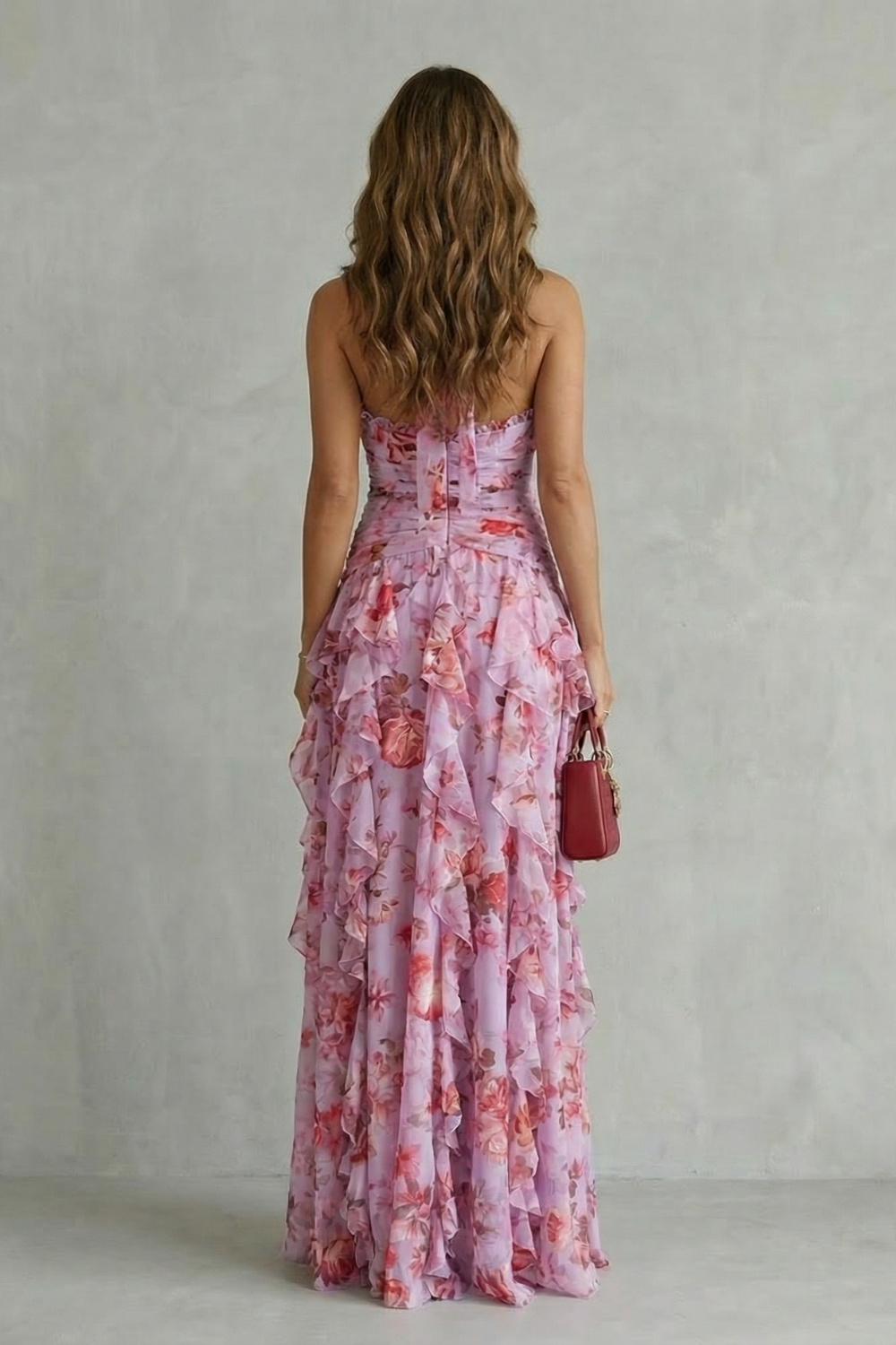 Azuriel™ Vestido largo romántico con escote halter y cascada de rosas
